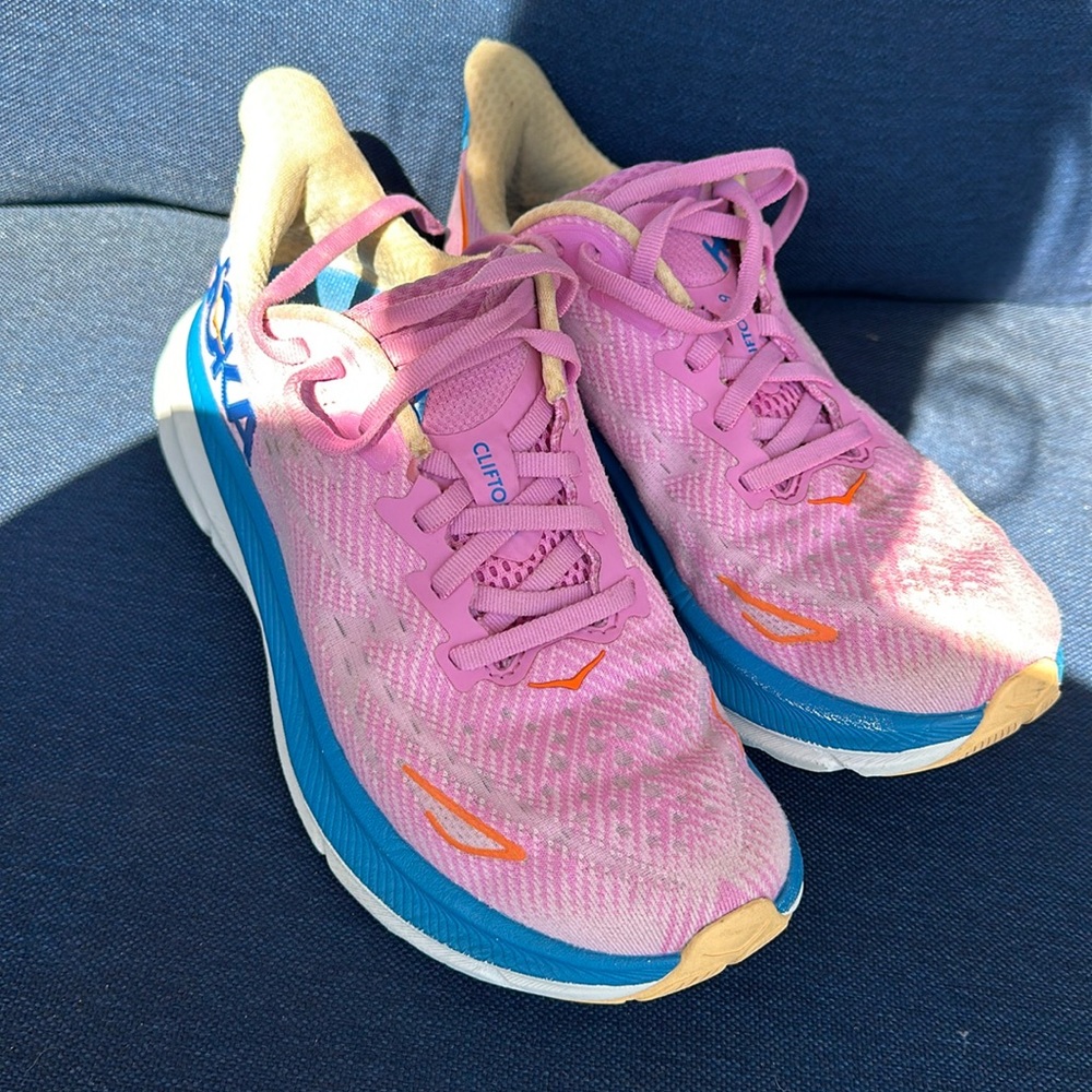 Hoka Clifton 9